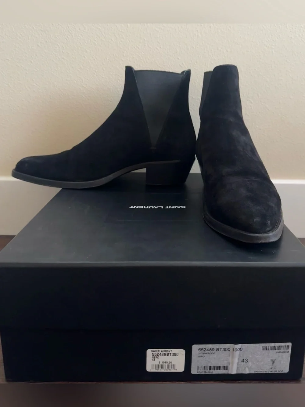 Saint Laurent mens suede boot